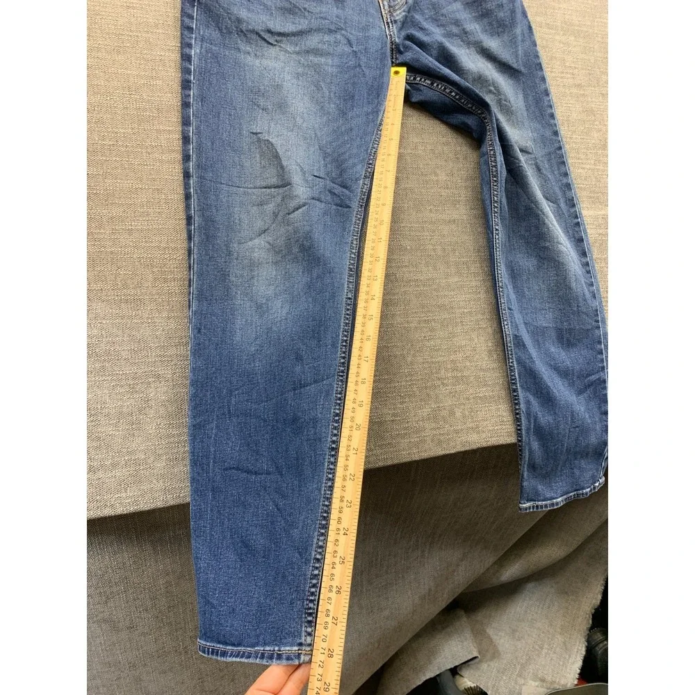 Goodfellow & Co TruTemp 365 All Season Tech Athletic Jeans Mens 32x30 Blue Denim